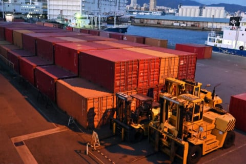 運送・国際貨物・冷凍運送・自動車陸送業